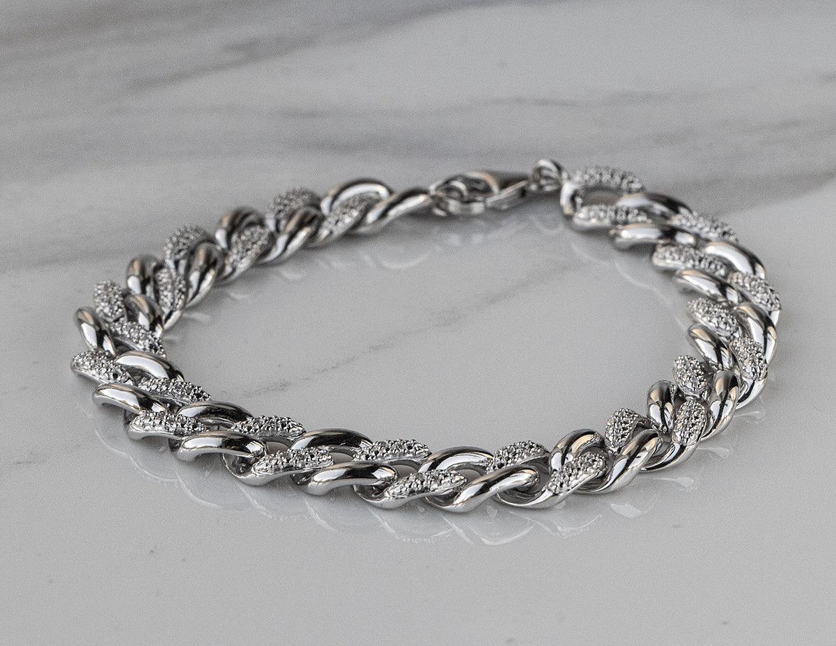 1/7ct. t.w. Diamond Cut Cuban Link Bracelet in Sterling Silver