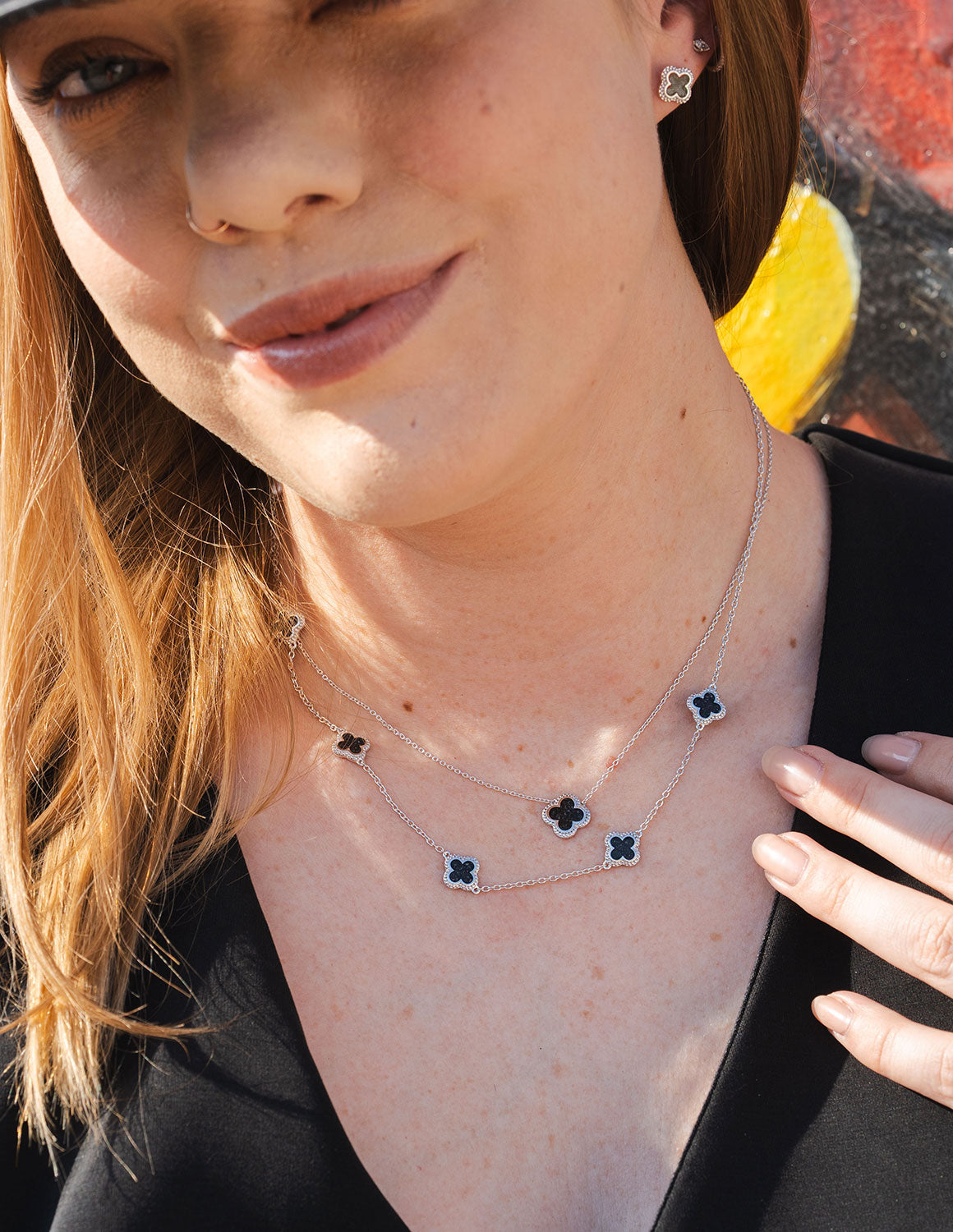 16" Crushed Black Diamond Clover Pendant in Sterling Silver