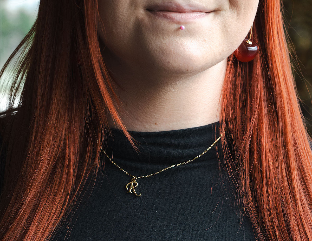 18" Gold Ion-Plated Stainless Steel Cursive Initial "R" Pendant