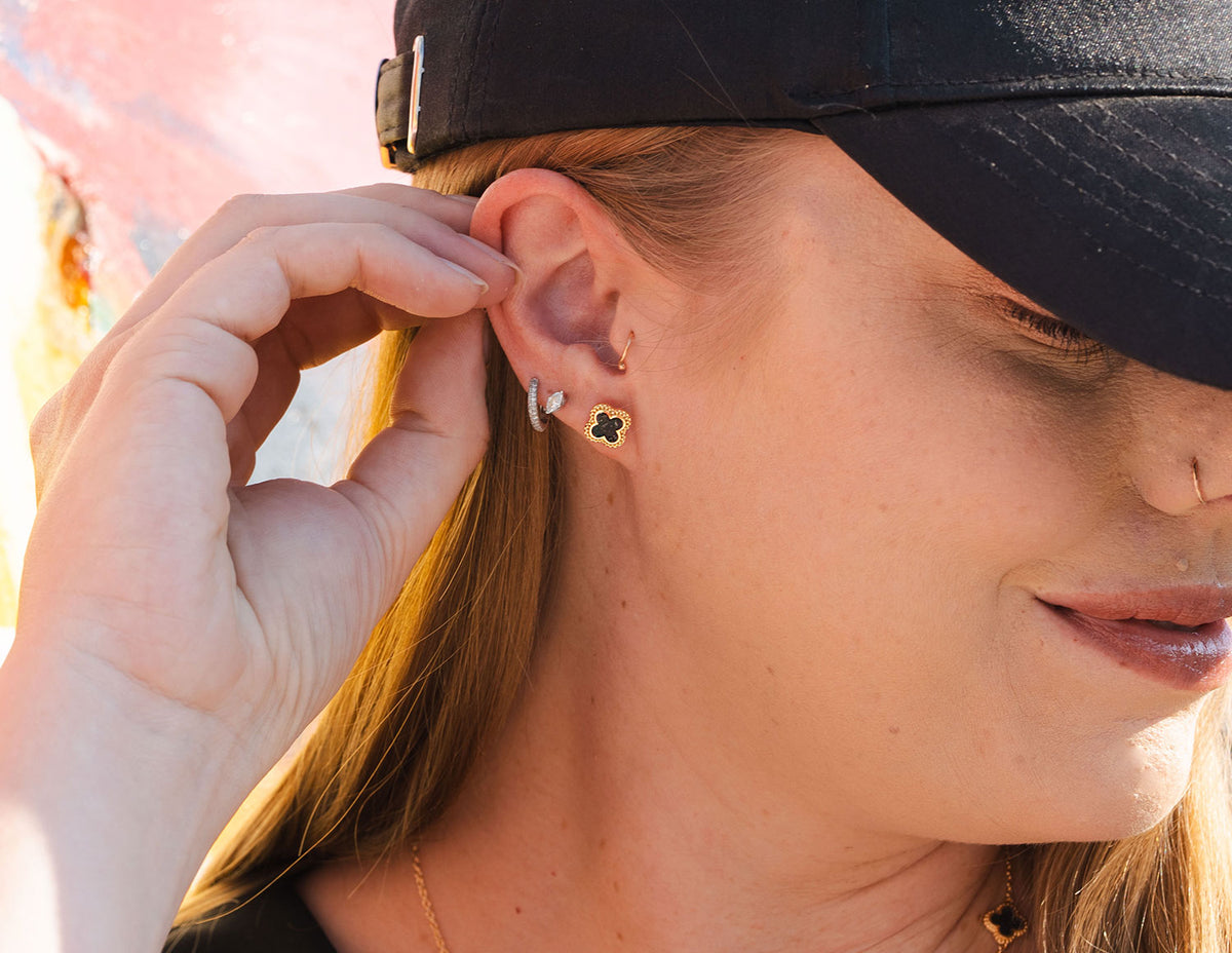Crushed Black Diamond Clover Stud Earrings in Vermeil