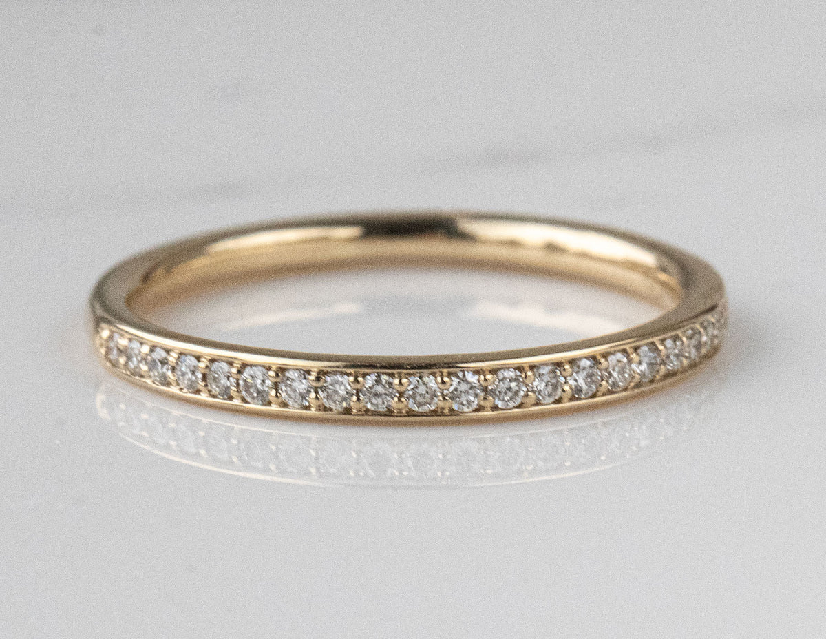 1/6ct. t.w. Diamond Beadset Channel Anniversary Ring in 14K Yellow Gold