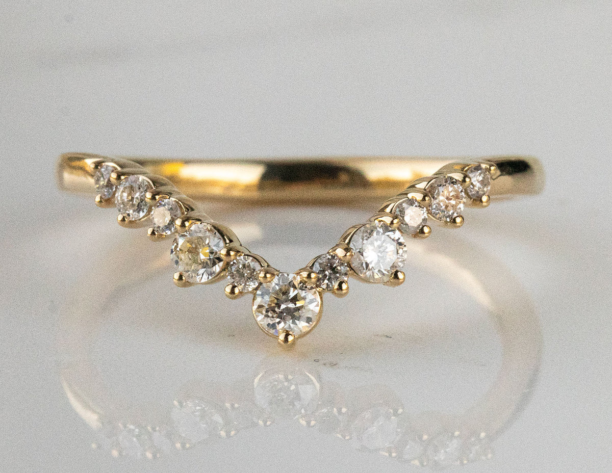 1/3ct. t.w. Curved Diamond Anniversary Ring in 14K Yellow Gold