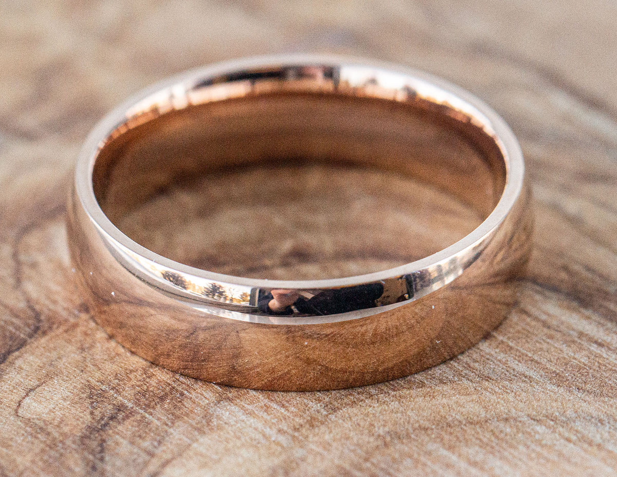 6mm High Polish Men's Wedding Band in 14K Rose Gold