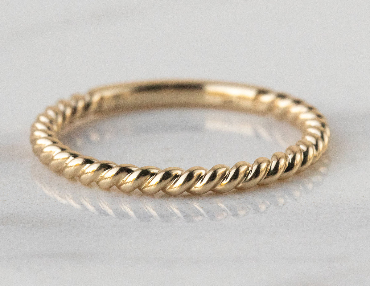 Plain Rope Stacking Ring in 14K Yellow Gold