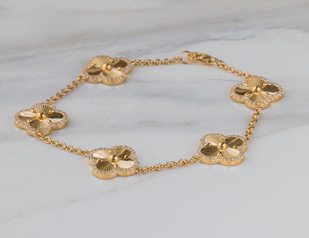 3/4ct. t.w. Diamond Clover Bracelet in 14K Yellow Gold