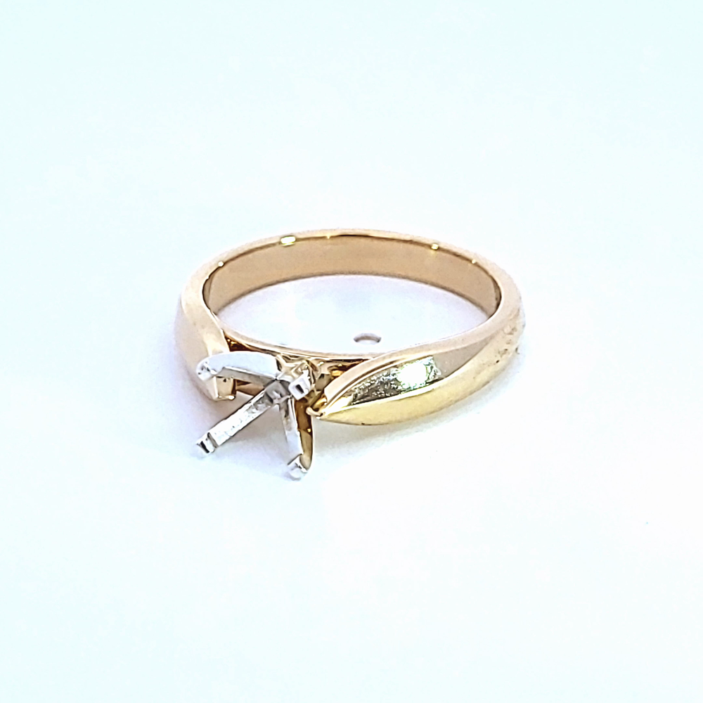 Knife Edge Engagement Ring in 14K Yellow Gold