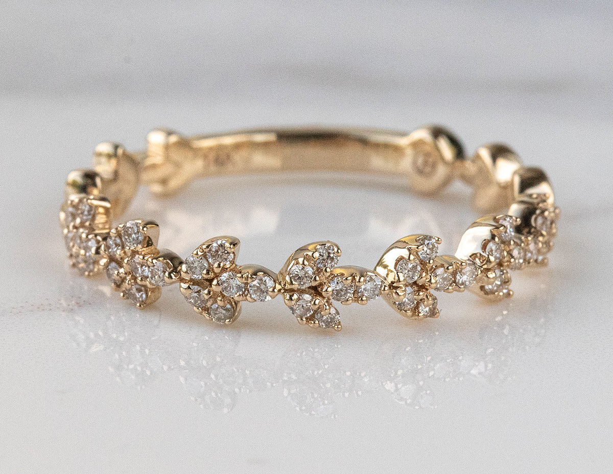 1/5ct. t.w. Diamond Anniversary Ring in 14K Yellow Gold