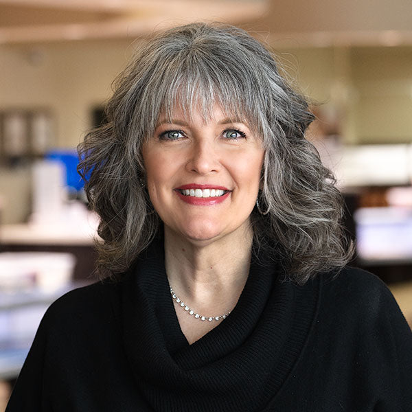 Kelly Kuster, Kesslers Diamonds team member