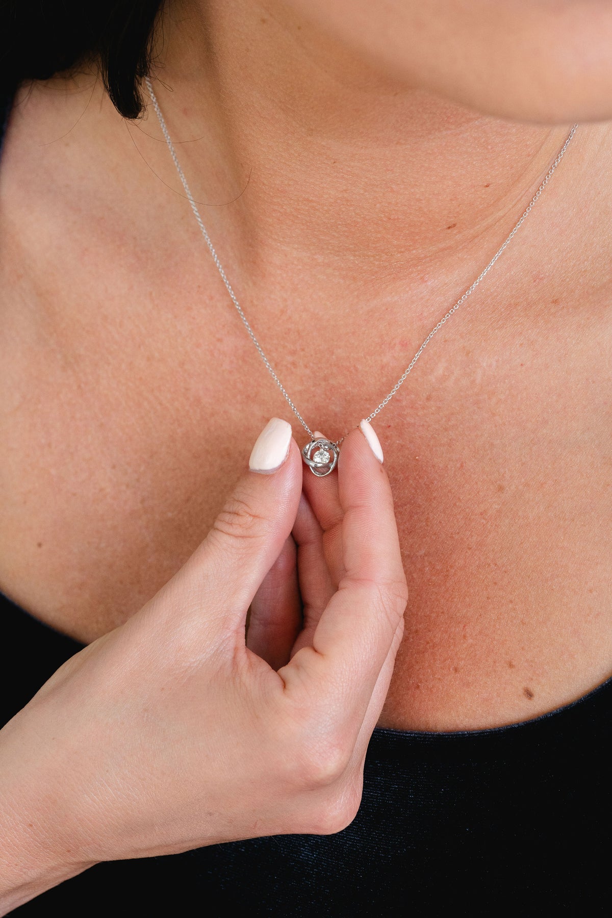 Diamond being examined for appraisal