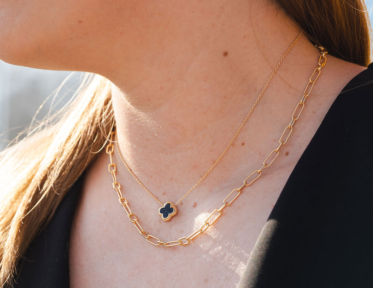 Crushed Black Diamond Clover Pendant in Vermeil
