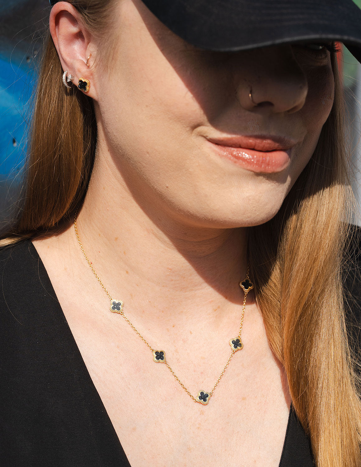 Crushed Black Diamond 5-Clover Pendant in Vermeil