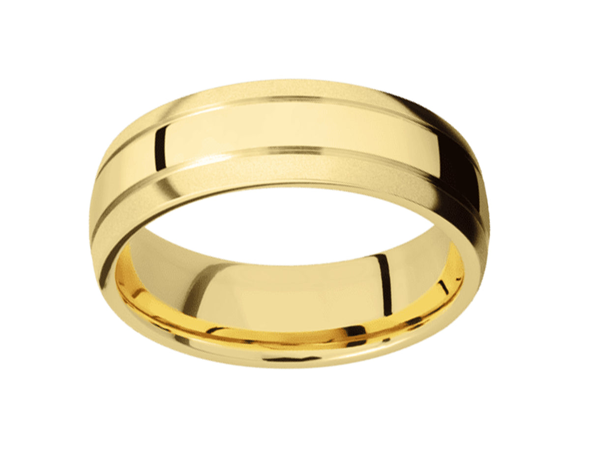 7mm Comfort Fit Men's Wedding Band in 14K Yellow Gold