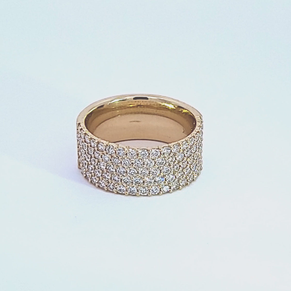 1 1/2ct. t.w. Diamond Anniversary Ring in 14K Yellow Gold
