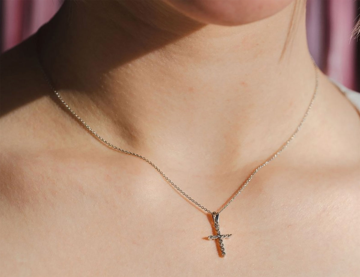 Religious jewelry at Kesslers Diamonds